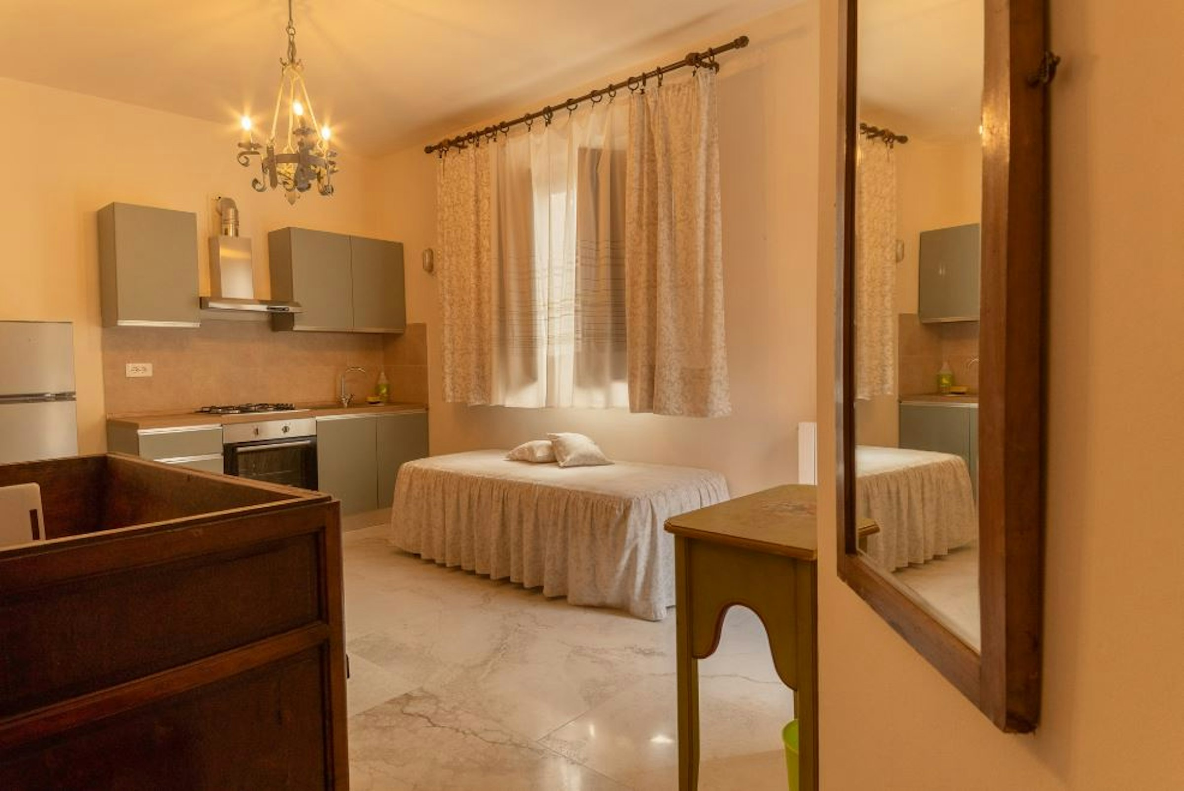 Wohnküche mit Schlafsofa