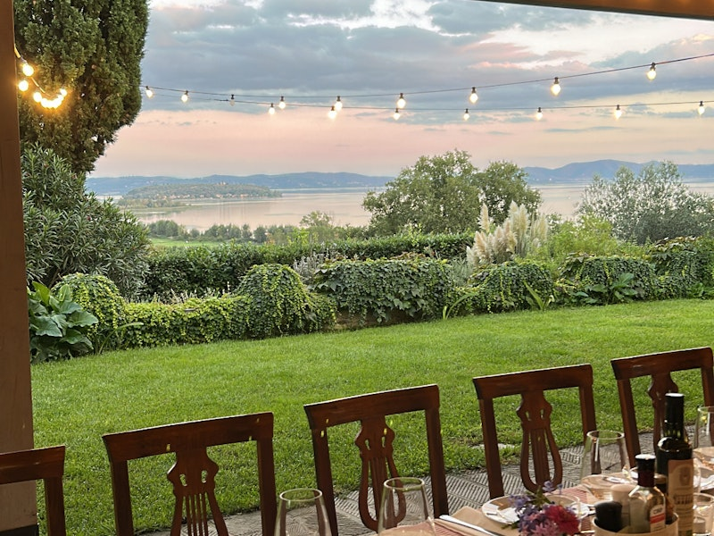 Restaurant mit Seeblick