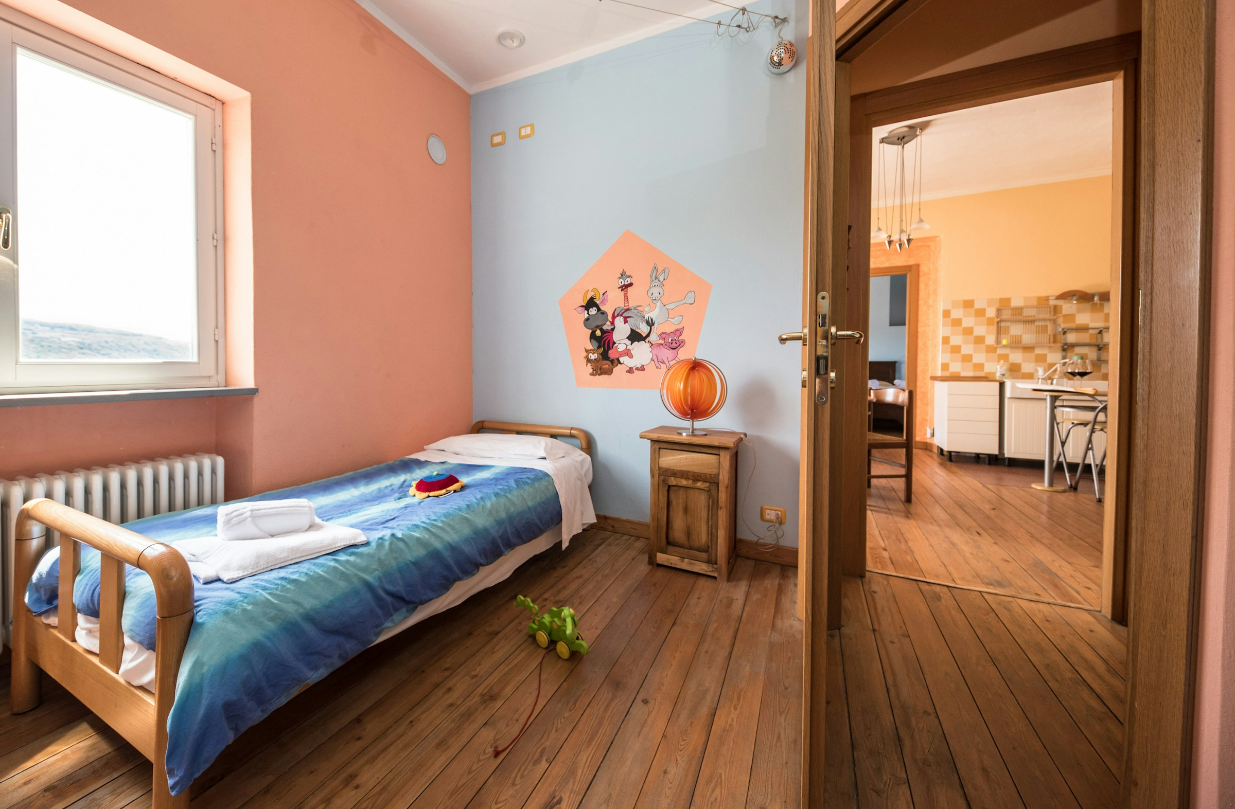 Kinderzimmer Bett