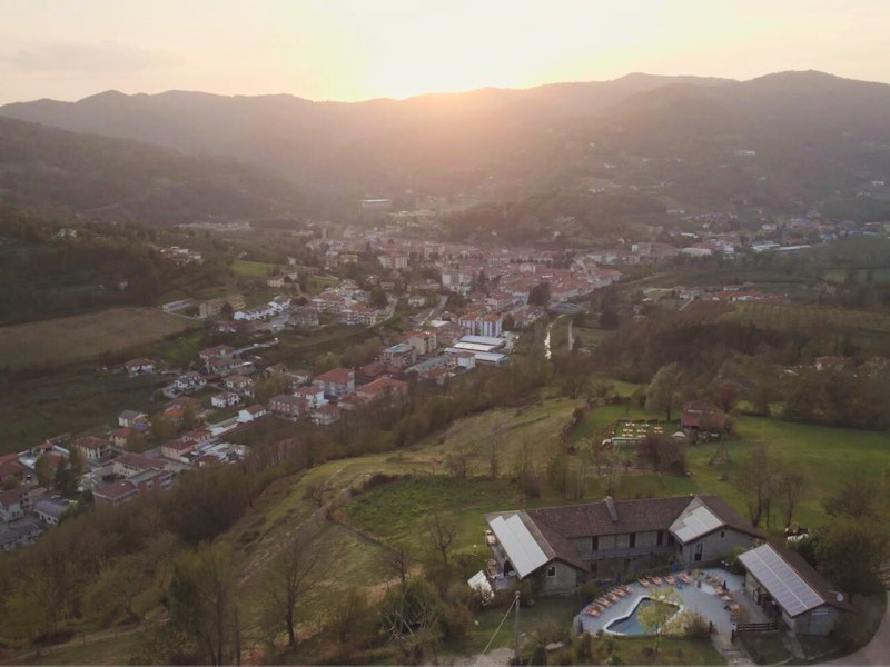 Blick auf die Azienda Gallo im Piemont