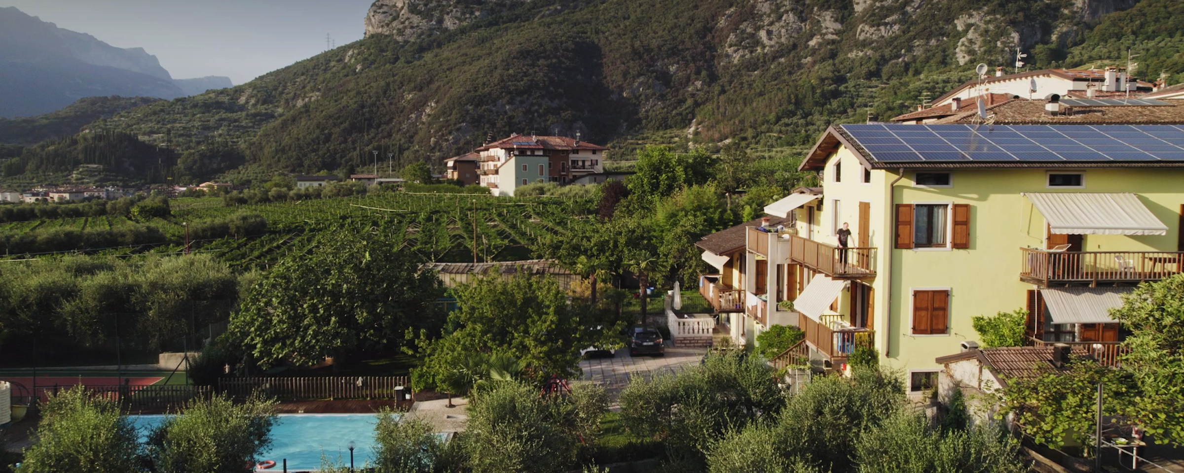 Blick auf die Azienda Michelotti im Gardasee