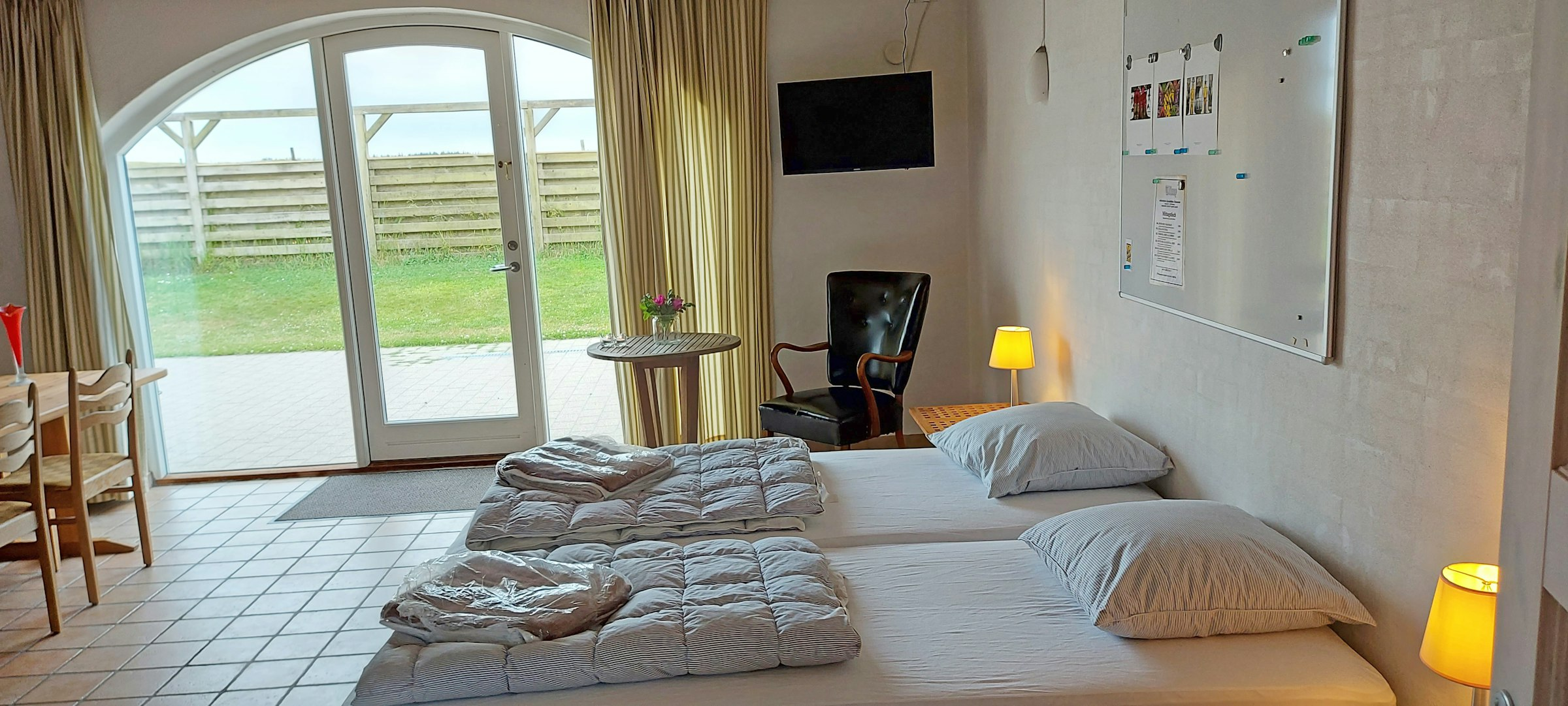 Schlafraum mit Doppelbett